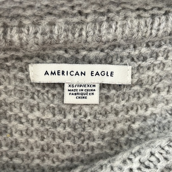 Off the shoulder sweater - Picture 3 of 3